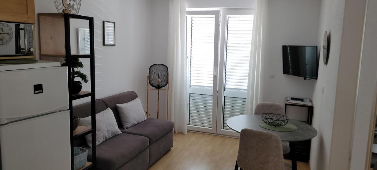 Rooms Magdalena Krk Krk Town Exterior foto