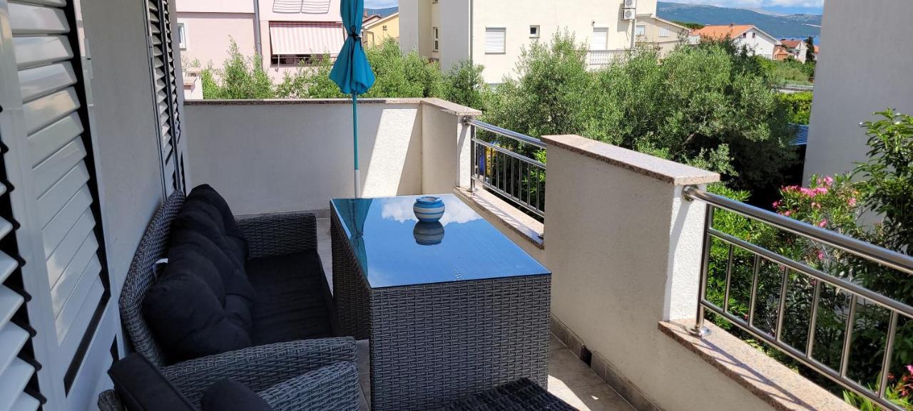 Rooms Magdalena Krk Krk Town Exterior foto