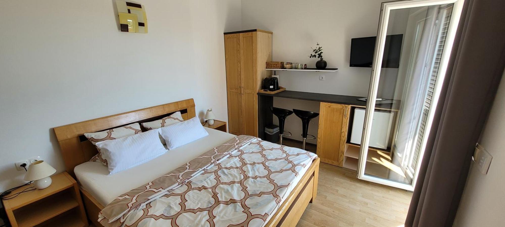 Rooms Magdalena Krk Krk Town Exterior foto