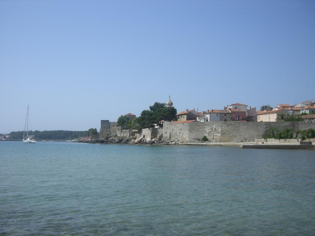 Rooms Magdalena Krk Krk Town Exterior foto
